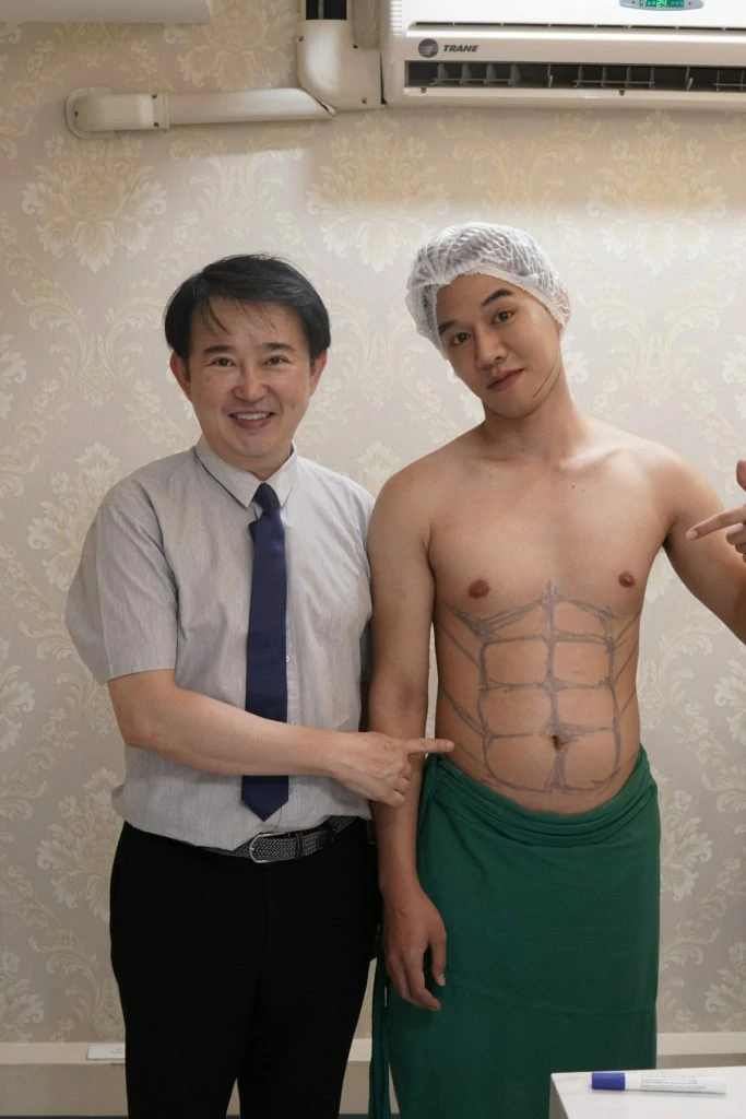Review-Sixpack-Panupong